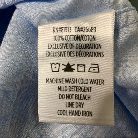 Robert Graham Light Blue Short Sleeve Button Down Shirt Excellent Condition - Picture 5 of 9